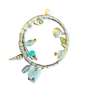 Silver-Tone Beach Theme Charm Bracelet, Blue, Brown & Green Accents, Memory Wire